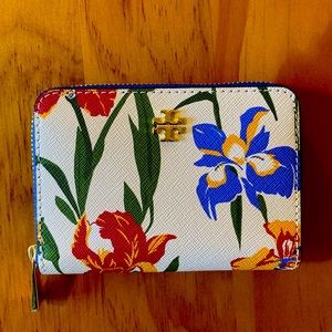 Tory Burch Painted Iris Zip Coin/Card Wallet
